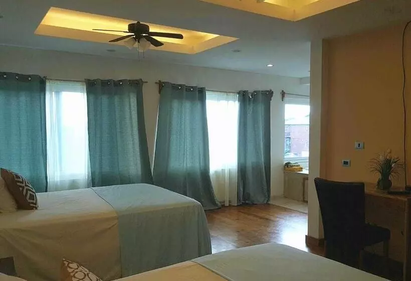 پانسیون West End Room