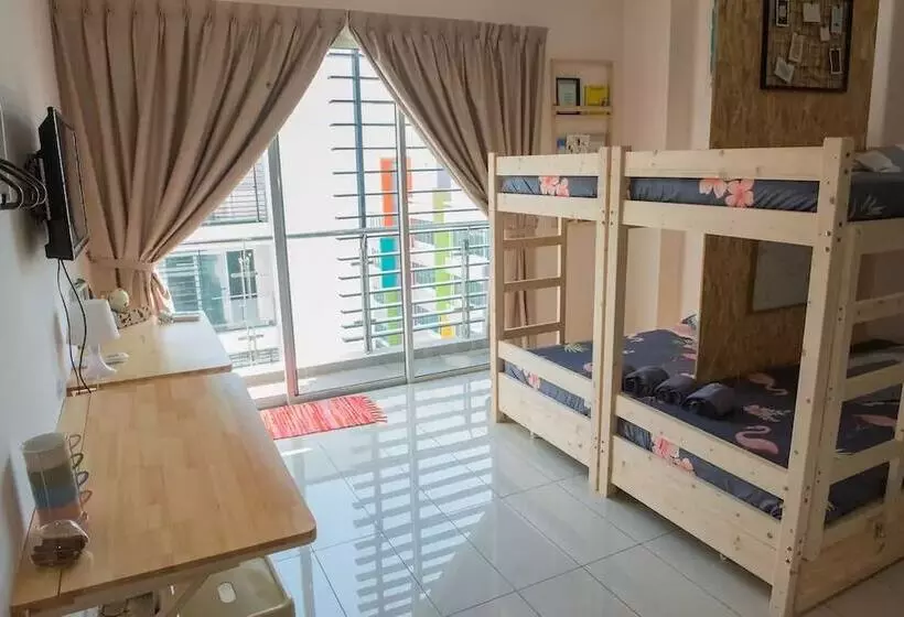 ペンション Yo.om @ Aeropod Ecohom Stay 13