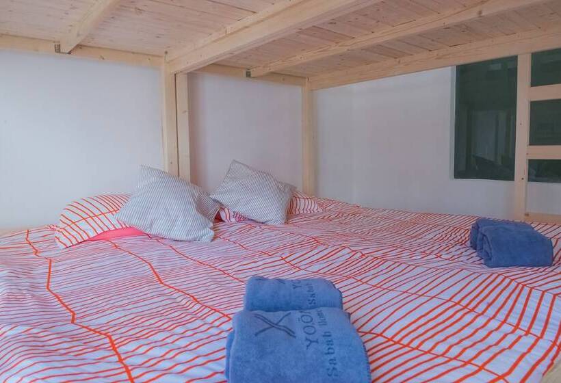 Panzió Yo.om @ Aeropod Ecohom Stay 13