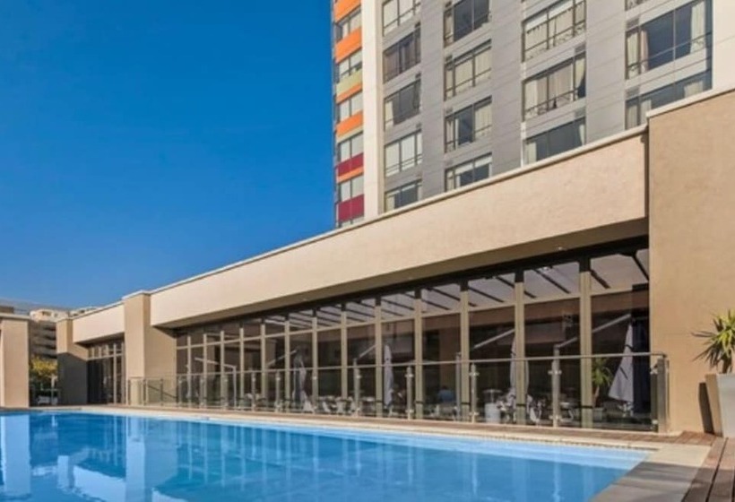 Sandton Skye Apartment   616