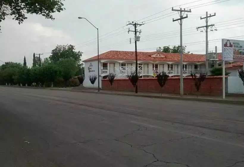 ホテル Dublan Inn