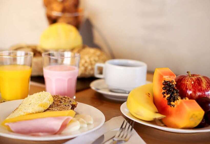 هتل Ibis Cuiaba Shopping