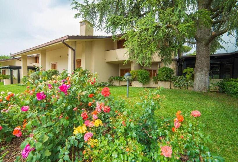 Hôtel Montebello Park