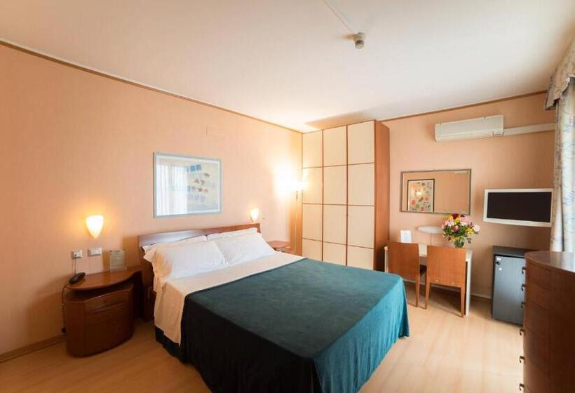 Hôtel Montebello Park