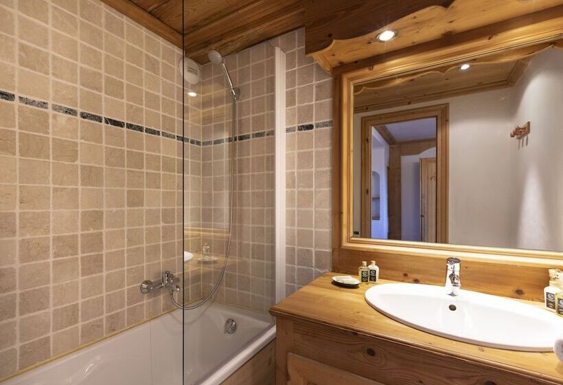 בית מלון כפרי Terresens   Chalet Les Cascades