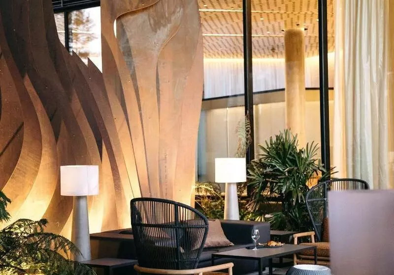 Tetra Hotel, Autograph Collection