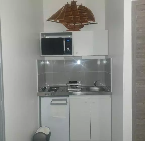 پانسیون Studio Meublé Au Rdc , Proche Lac