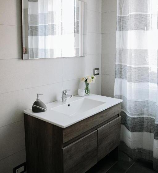 تختخواب و صبحانه Altrentatre