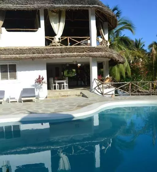 Bed and Breakfast Kimya House, Watamu