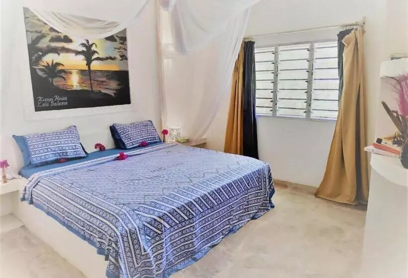 Bed and Breakfast Kimya House, Watamu