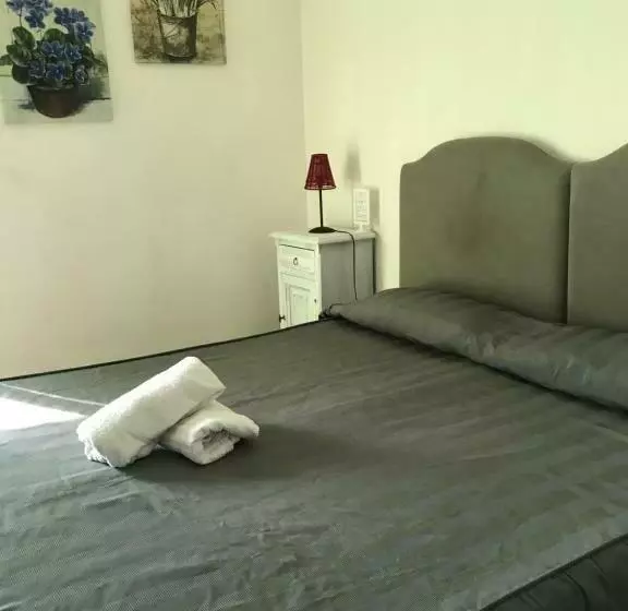 هتل Agriturismo Serra San Biagio