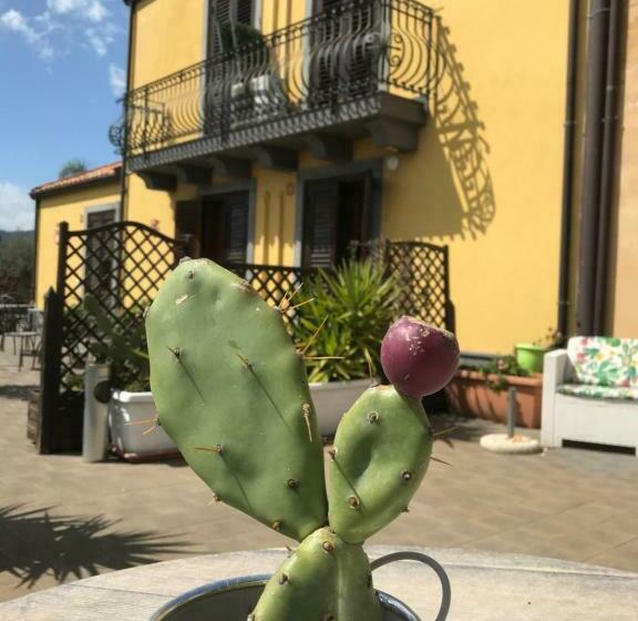 בית מלון כפרי Agriturismo Serra San Biagio