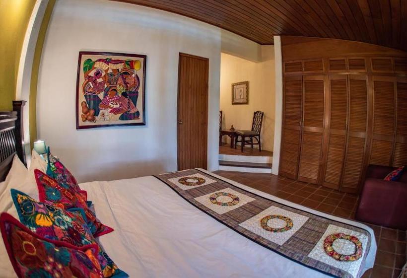 هتل Los Olivos Santiago Atitlan