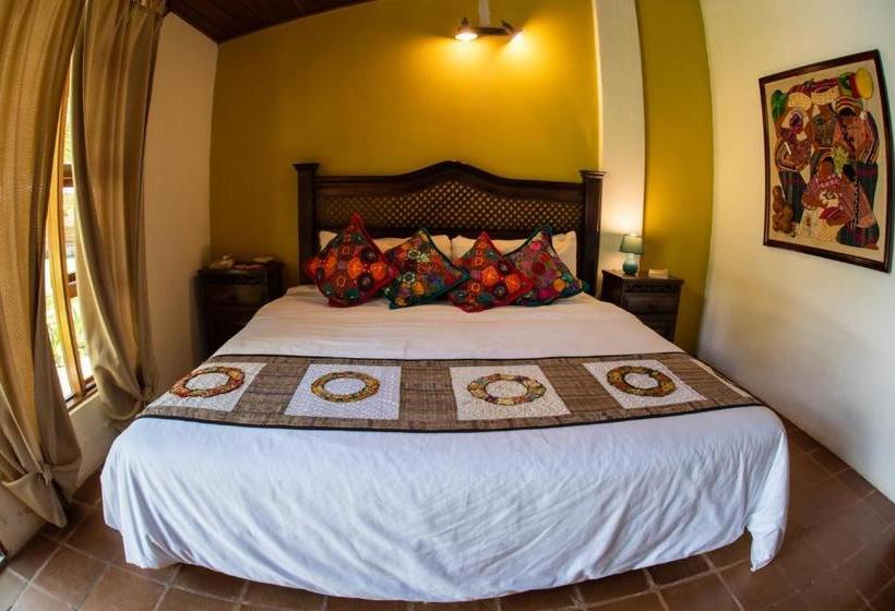 هتل Los Olivos Santiago Atitlan