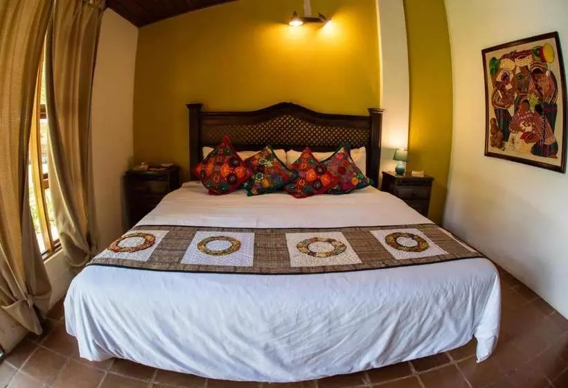 هتل Los Olivos Santiago Atitlan