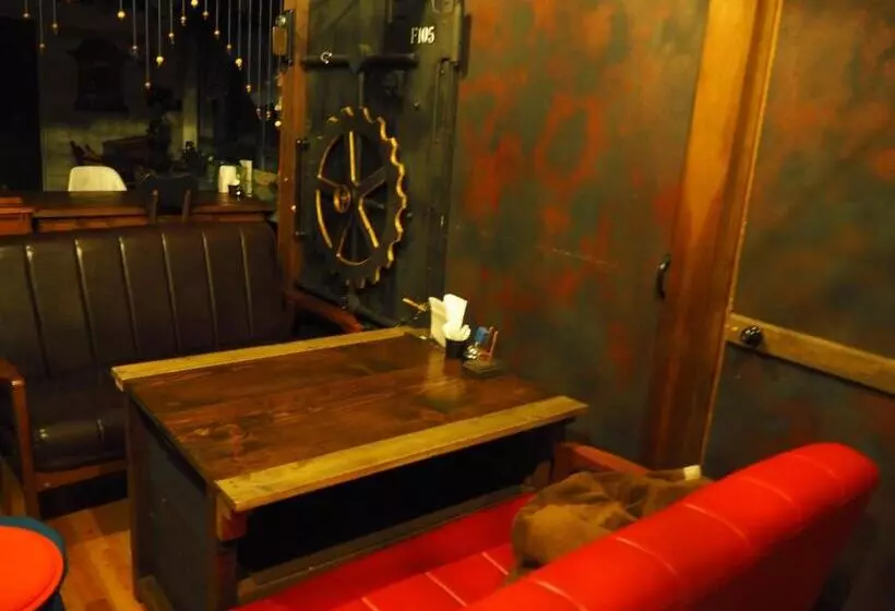 Majatalo 民泊カフェ Gootarian