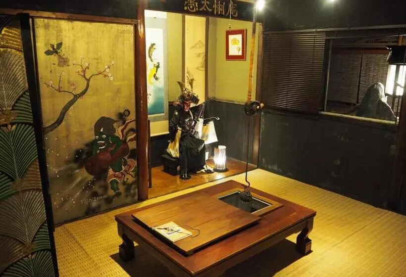 Majatalo 民泊カフェ Gootarian