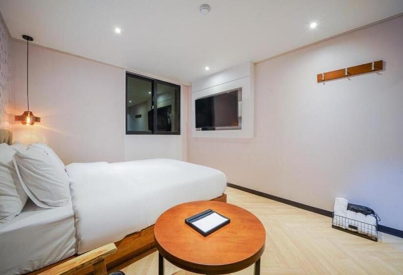 The Stone Bridge Hotel Dongnae