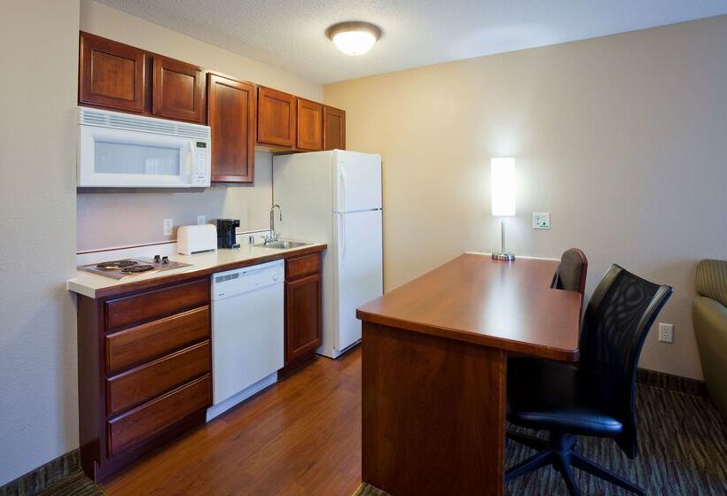 Grandstay Residential Suites Hotel Eau Claire