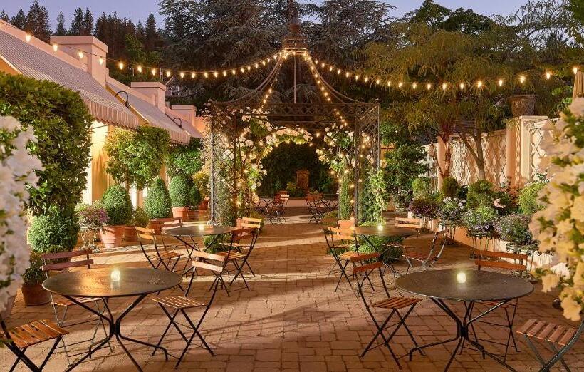 فندق Ashland Springs