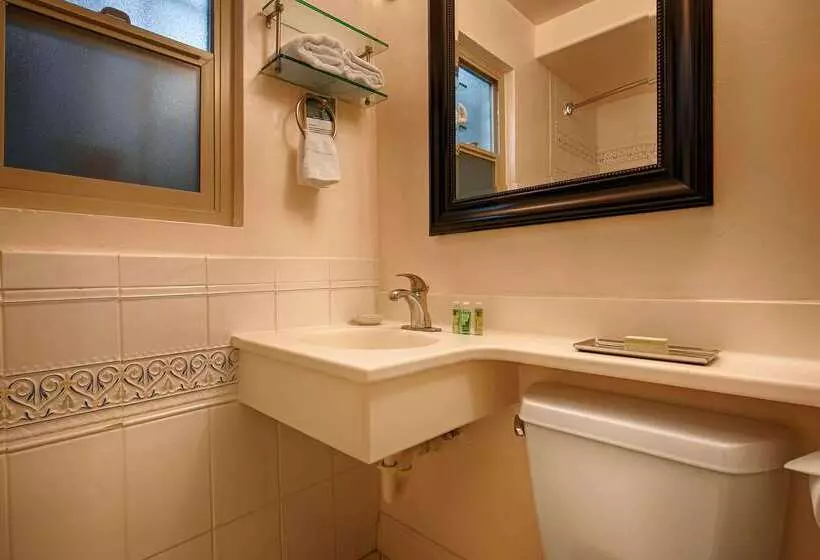 هتل Best Western Downtown San Diego