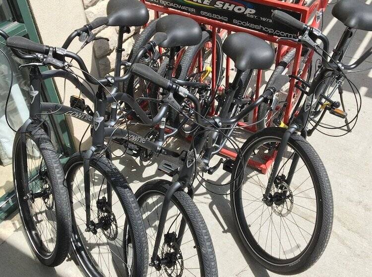 Szálloda Boothill Inn And Suites