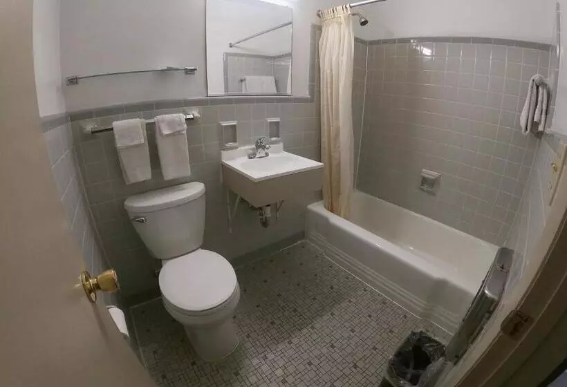 호텔 Budget Inn Clearfield Pa