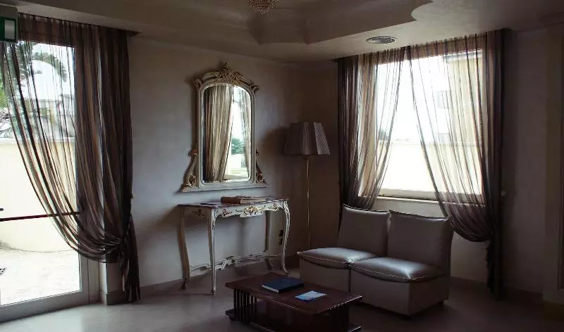 ホテル Club Kennedy