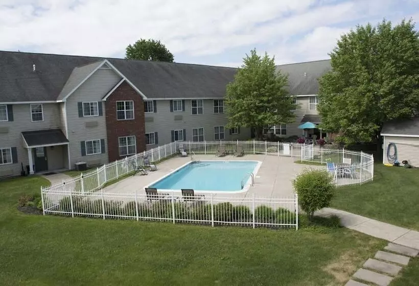 هتل Cresthill Suites Syracuse