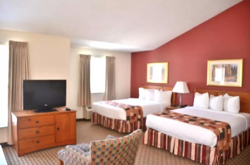 هتل Cresthill Suites Syracuse