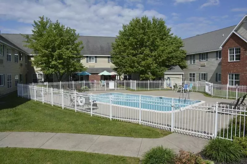 هتل Cresthill Suites Syracuse