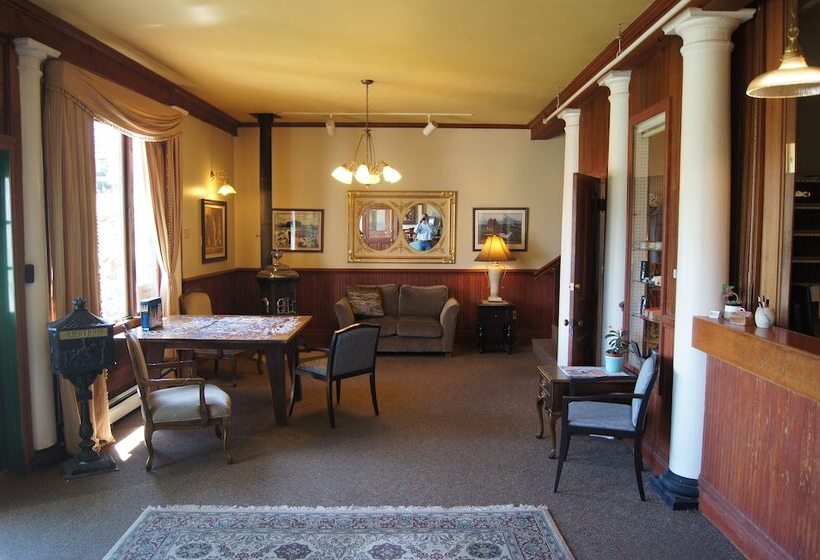 בית מלון כפרי Halsingland