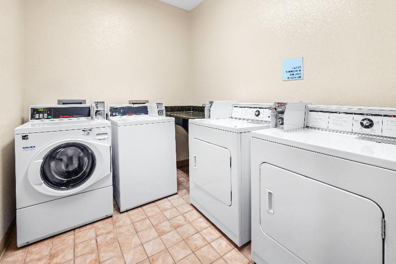 Hotelli Holiday Inn Express Portland Se Clackamas Area, An Ihg