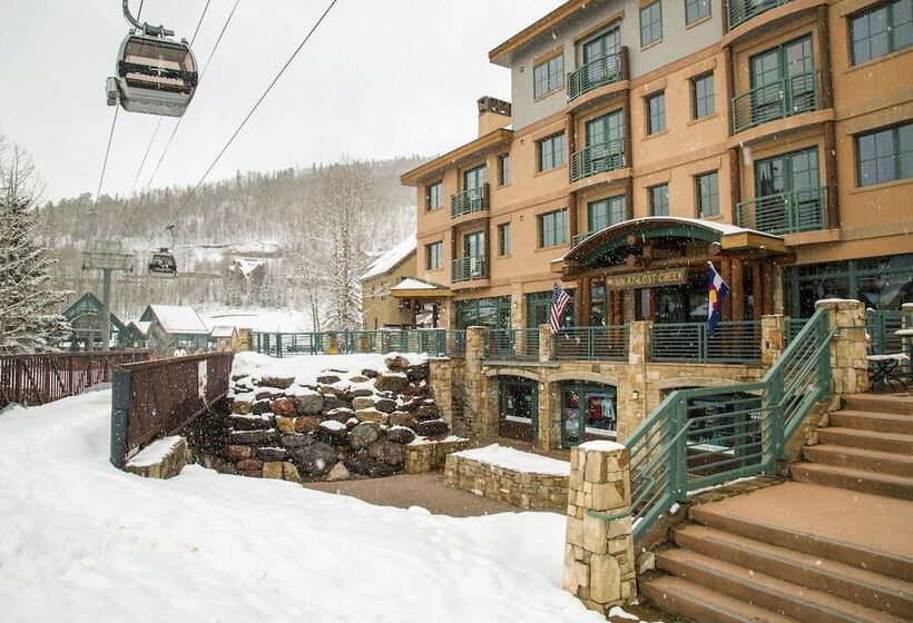 هتل Inn At Lost Creek