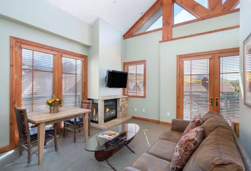 Hotel Inn At Lost Creek