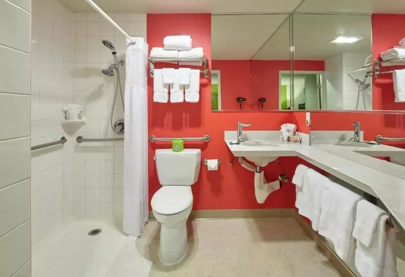 هتل Inn At Northrup Station