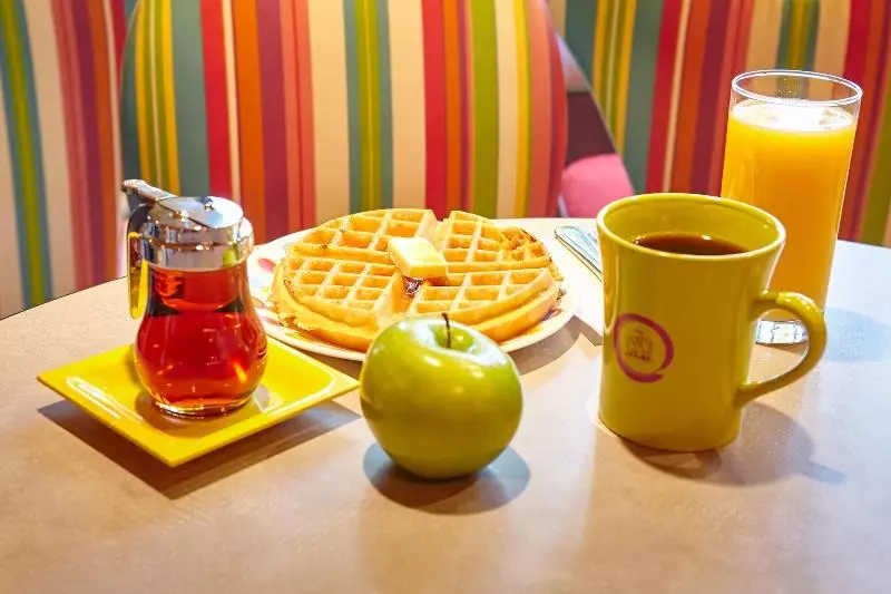 هتل Inn At Northrup Station