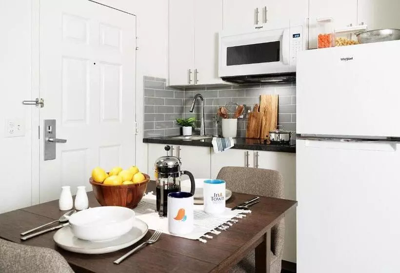 בית מלון כפרי Intown Suites Extended Stay Select New Orleans La   Harvey