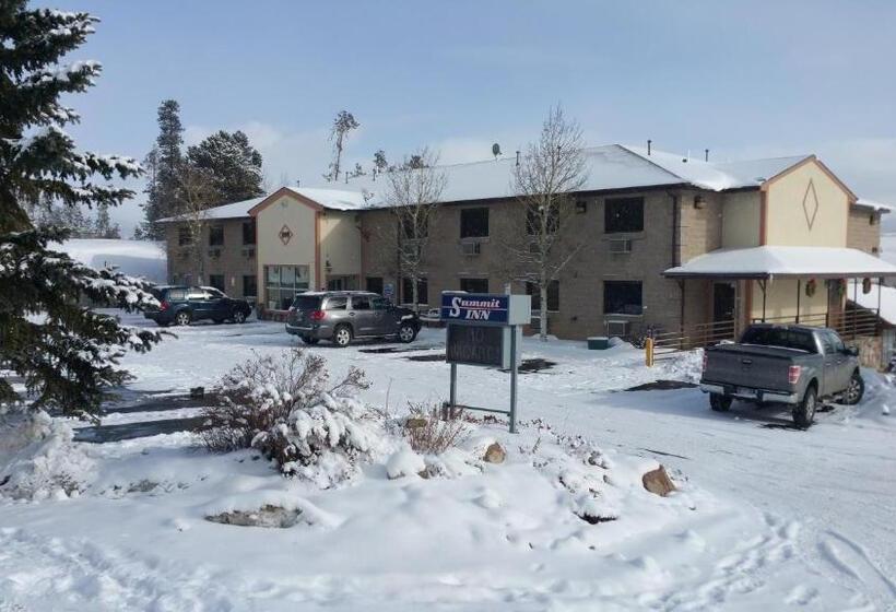 هتل New Summit Inn