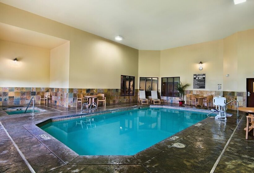 Hotel Oxford Suites Pendleton