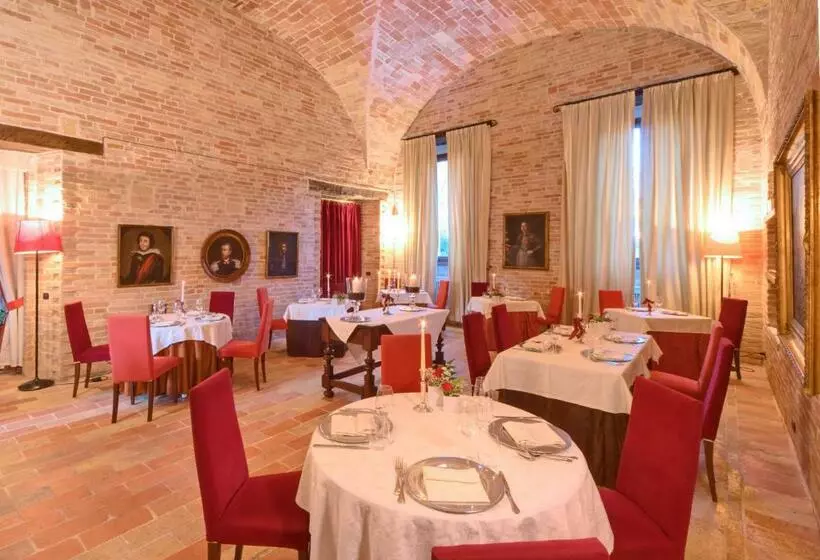 בית מלון כפרי Palazzo Carradori