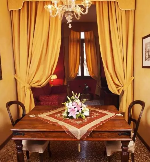 호텔 Residence Palazzo Odoni