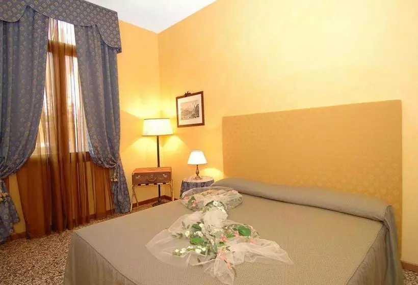 호텔 Residence Palazzo Odoni