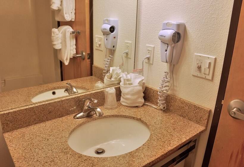 فندق Riversage Billings Inn