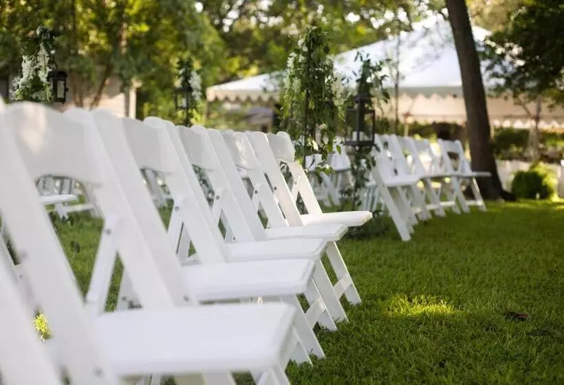 汽车旅馆  Rainbow Courts