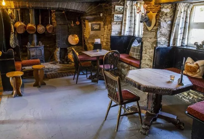 Aamiaismajoitus (B&B) Church House Inn, Churchstow