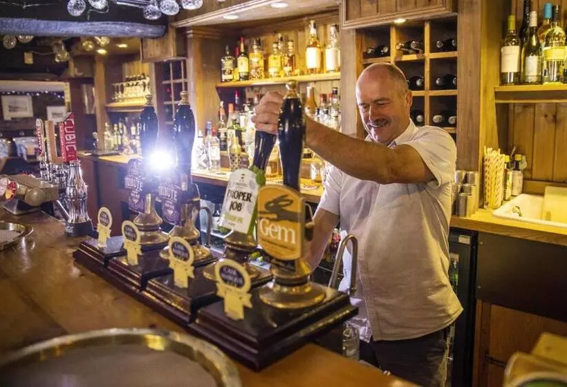 Aamiaismajoitus (B&B) Church House Inn, Churchstow