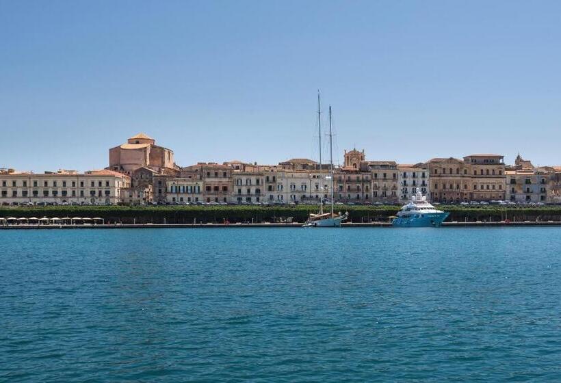 צימר Darsena Sunset Suites By Wonderful Italy