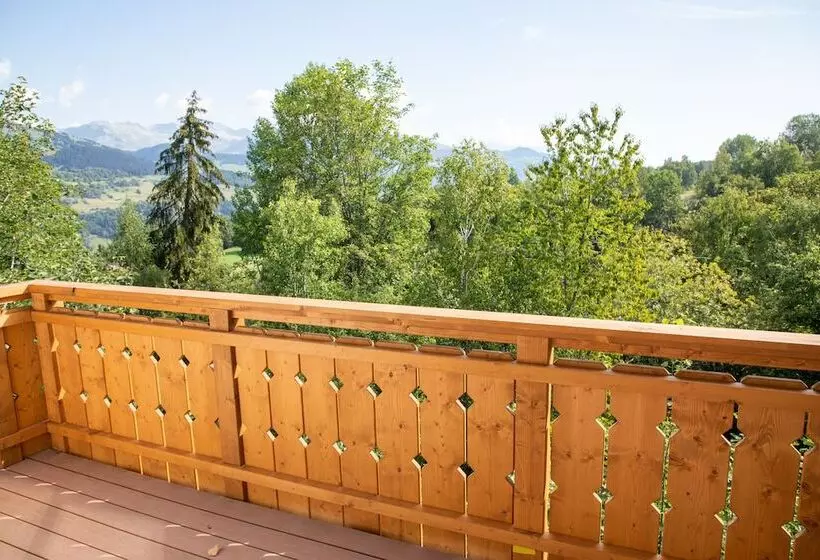 Hotelli Alpenlodge Val Gronda