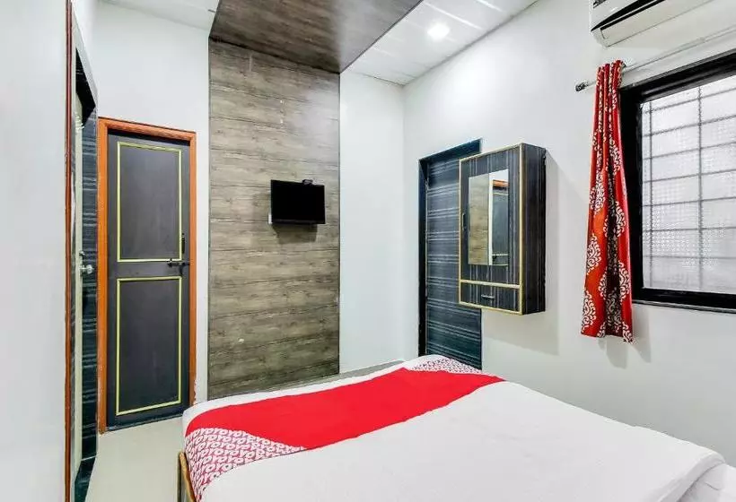 ホテル Oyo 48395  Yashodhan Lodging